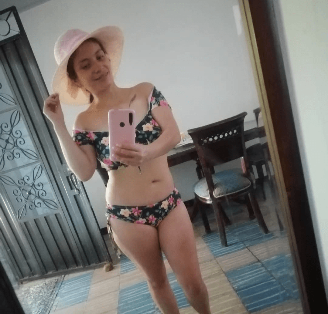 Mamacita rica y soltera jovencita