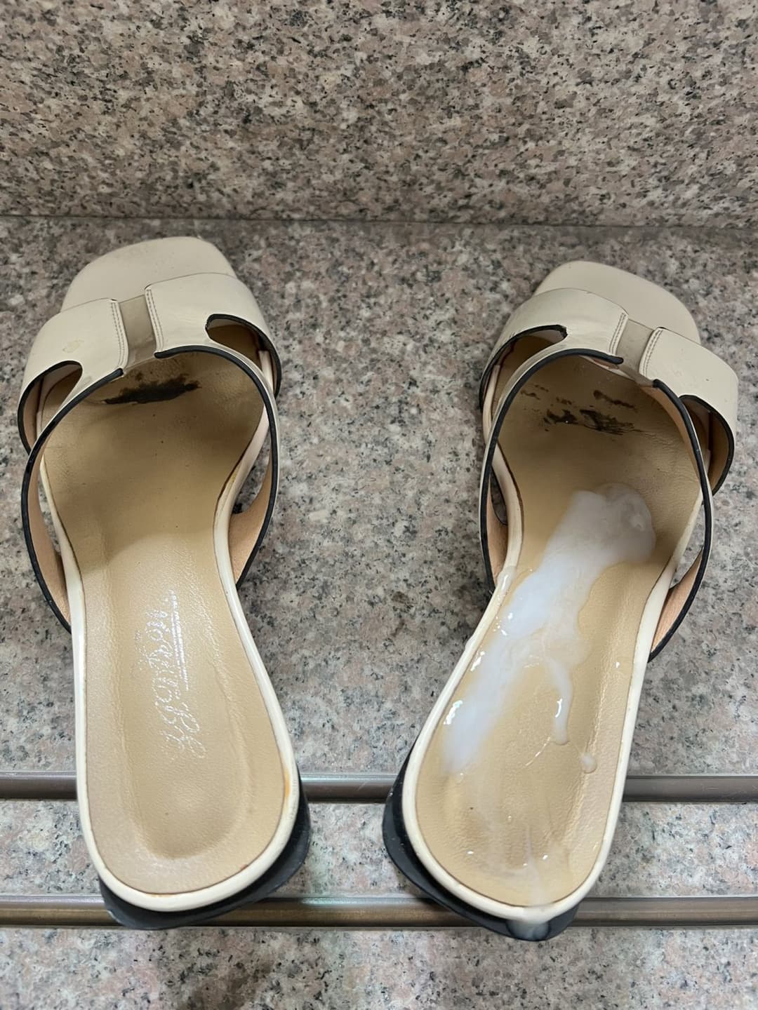 Click to view full size Chinese feet / socks / shoes.