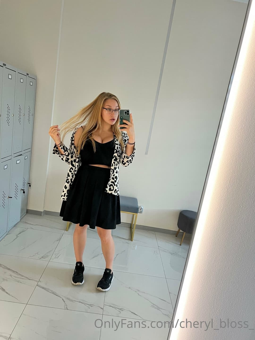 cheryl bloss leaks in my first page