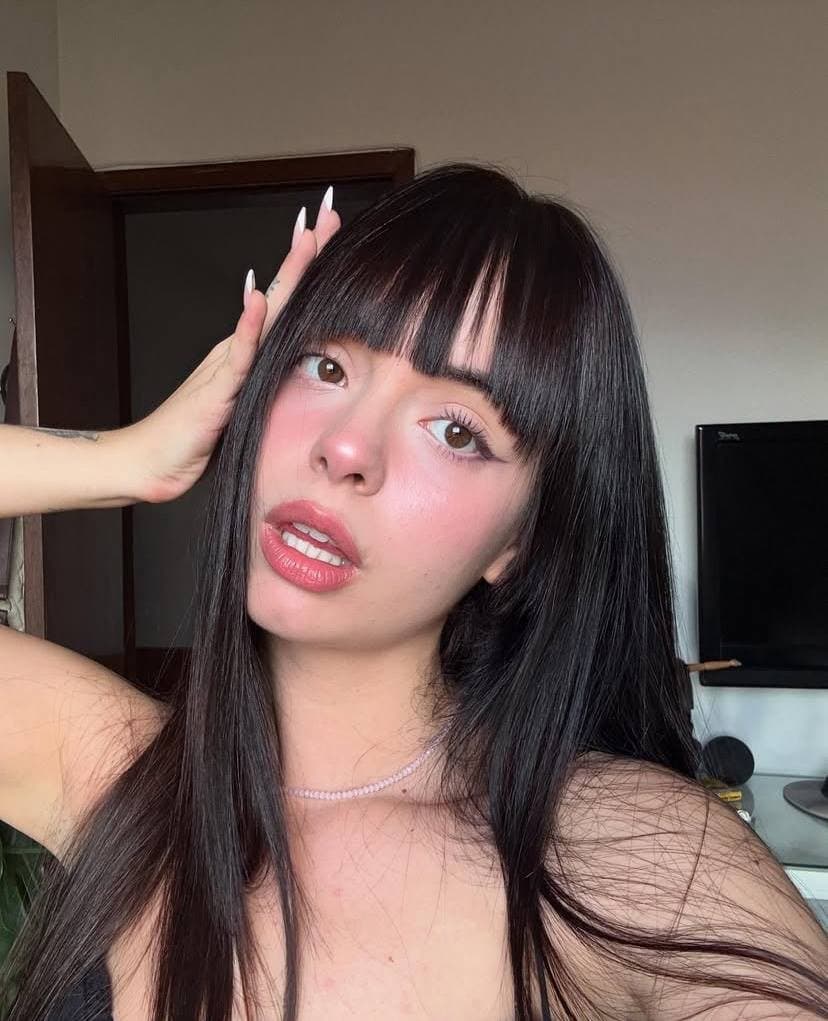 Young hot slut, amazing faceporn. Big boobs