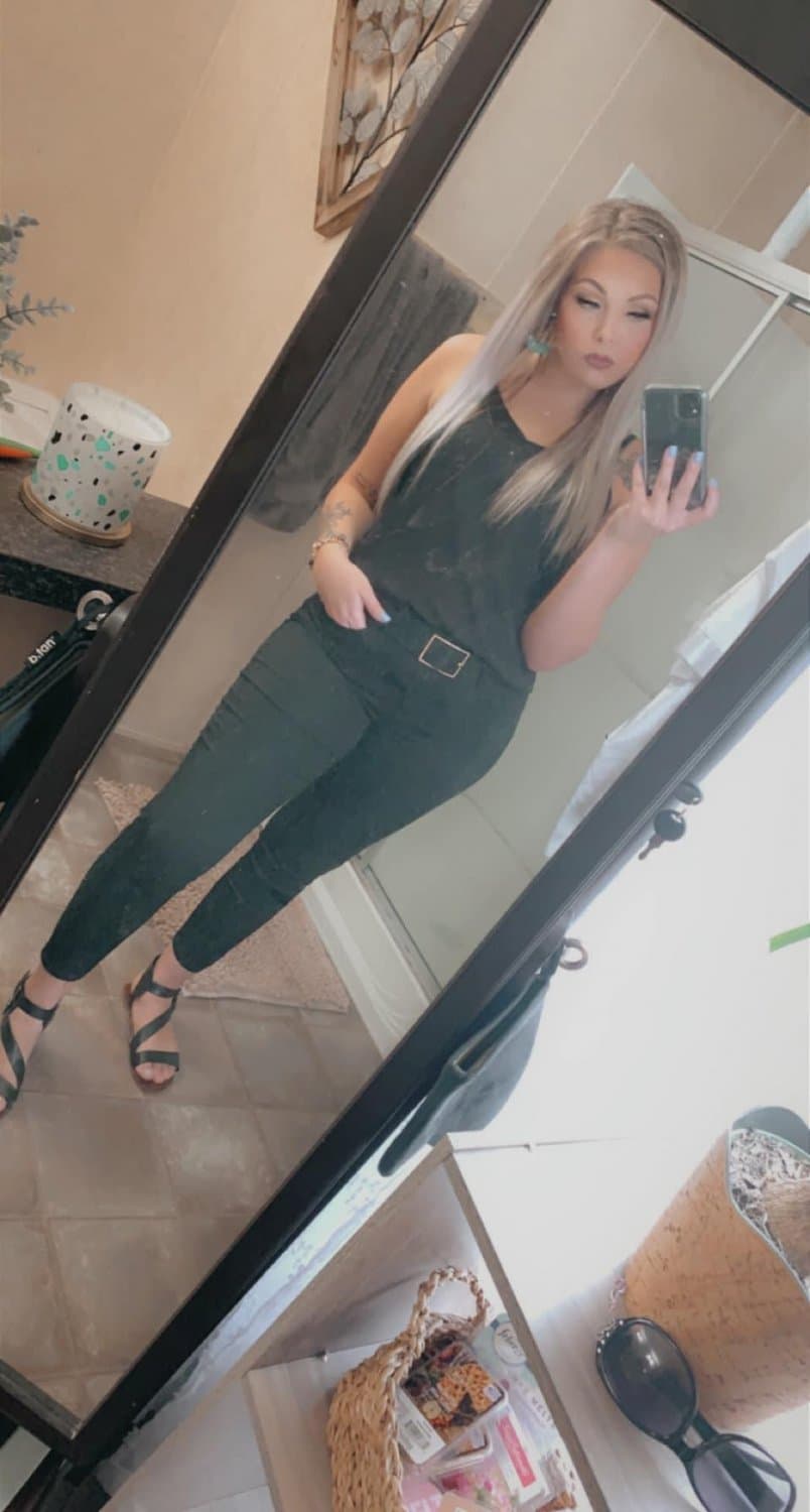 North Louisiana Hotwife makayla with secret only fans shared let’s see who can find it !