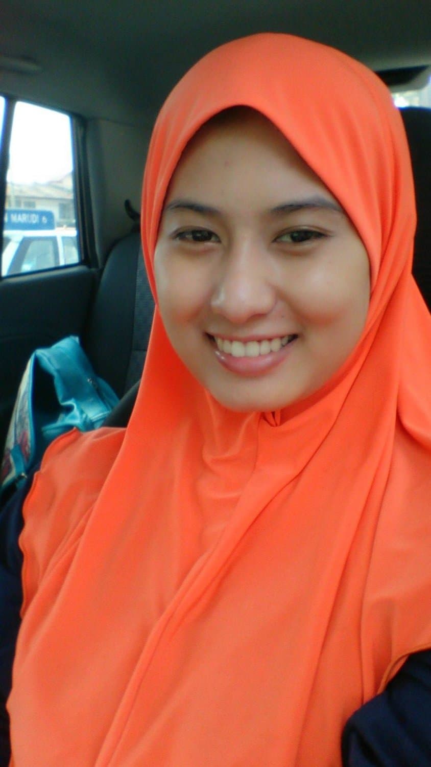 hijab ibu bunda mommy cantik telanjang nude