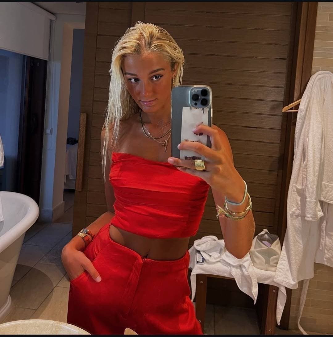 Exposé Discord: @zzz023819 Friend Emily