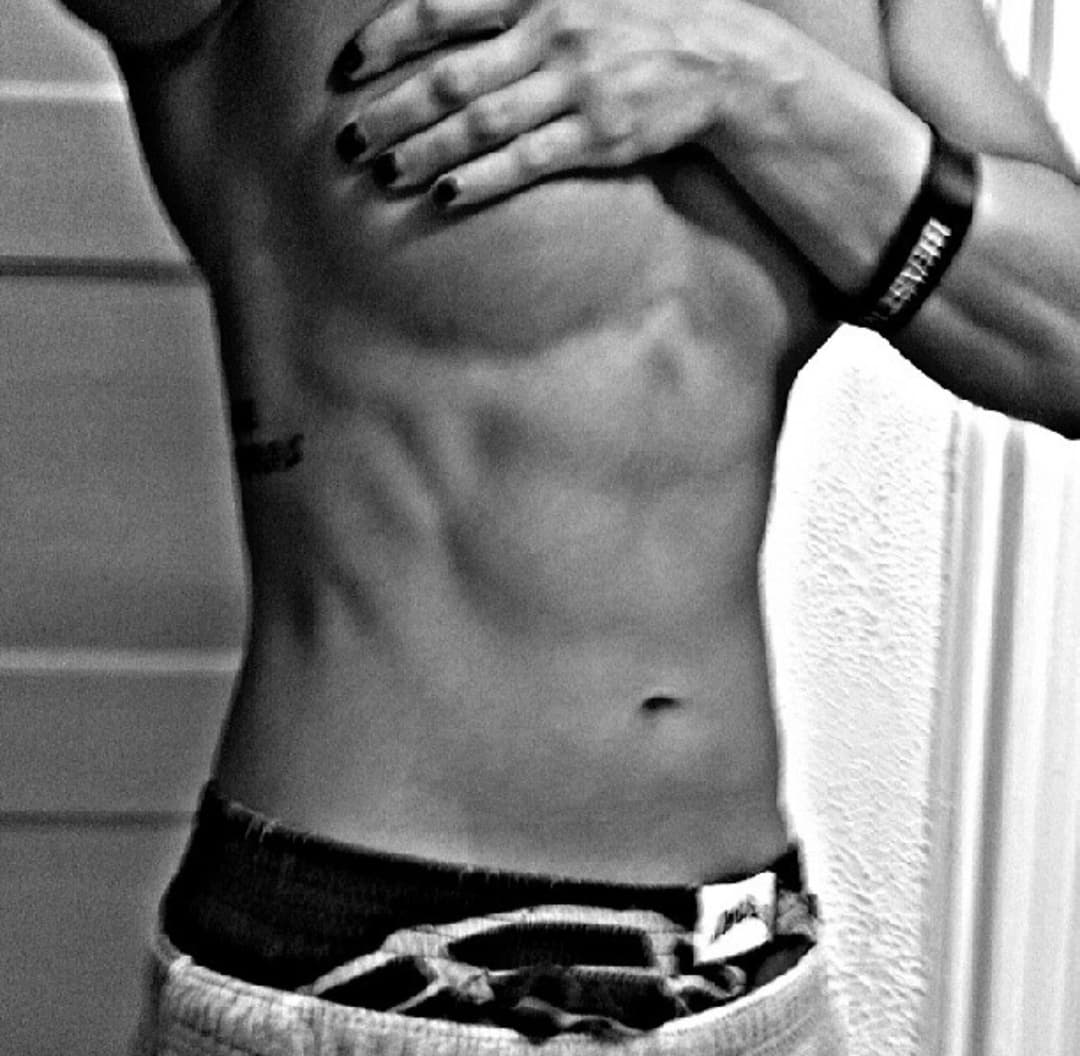 Muscle mommy fit body