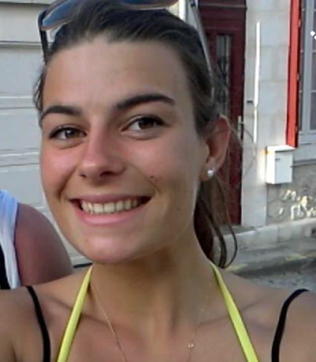 Welcome to Justine 23yrs new webslut. DM for info