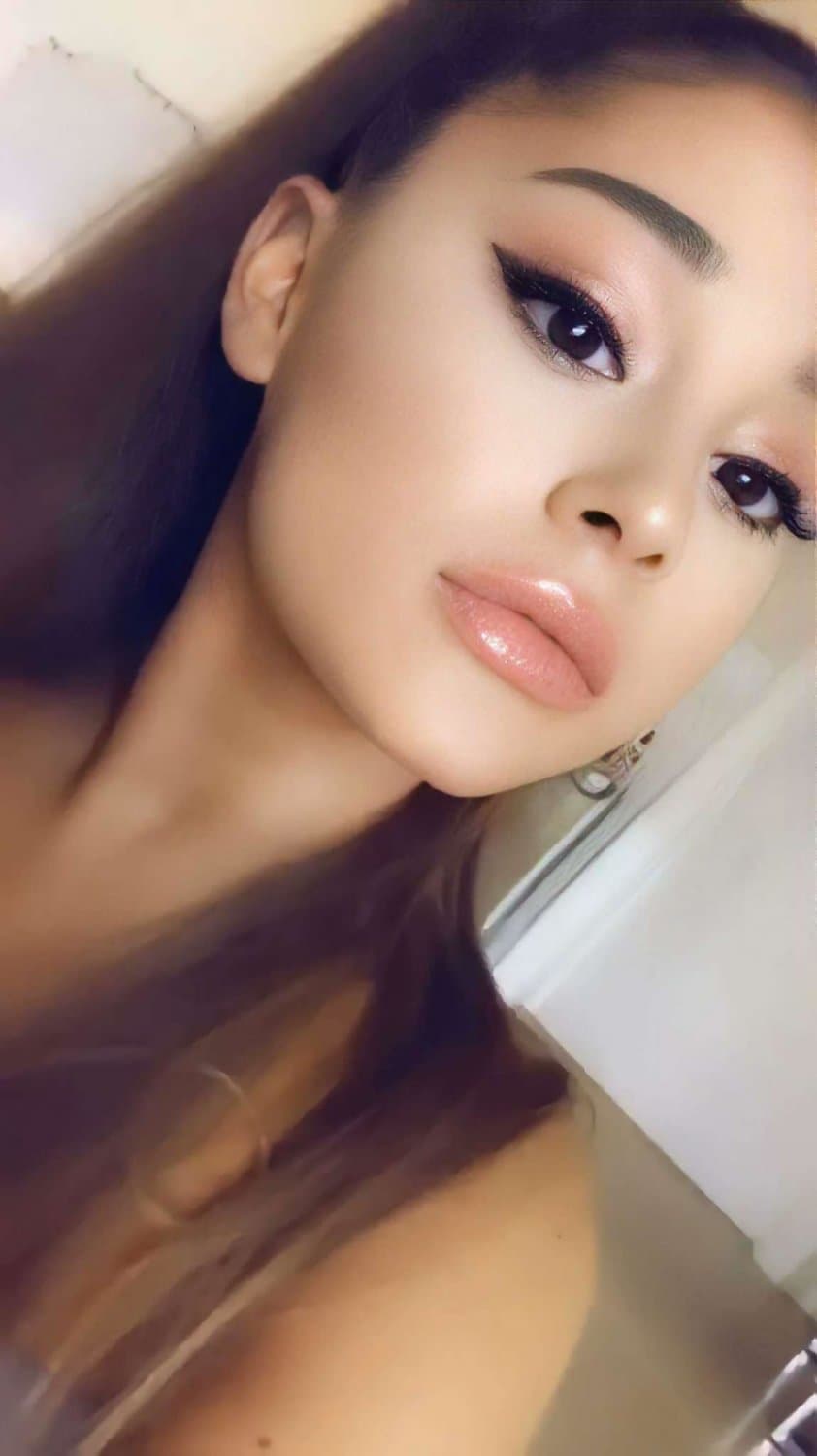Ariana Grande is the best porn ?
