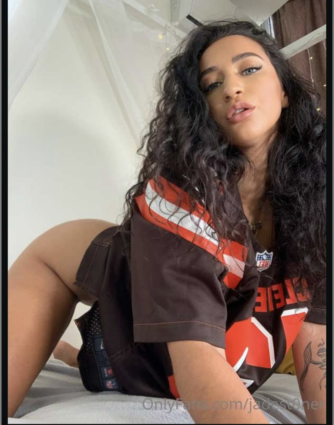 Horny Amateur Sluts Nude (Football Edition)