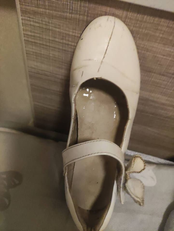 Asian feet / shoes & cum