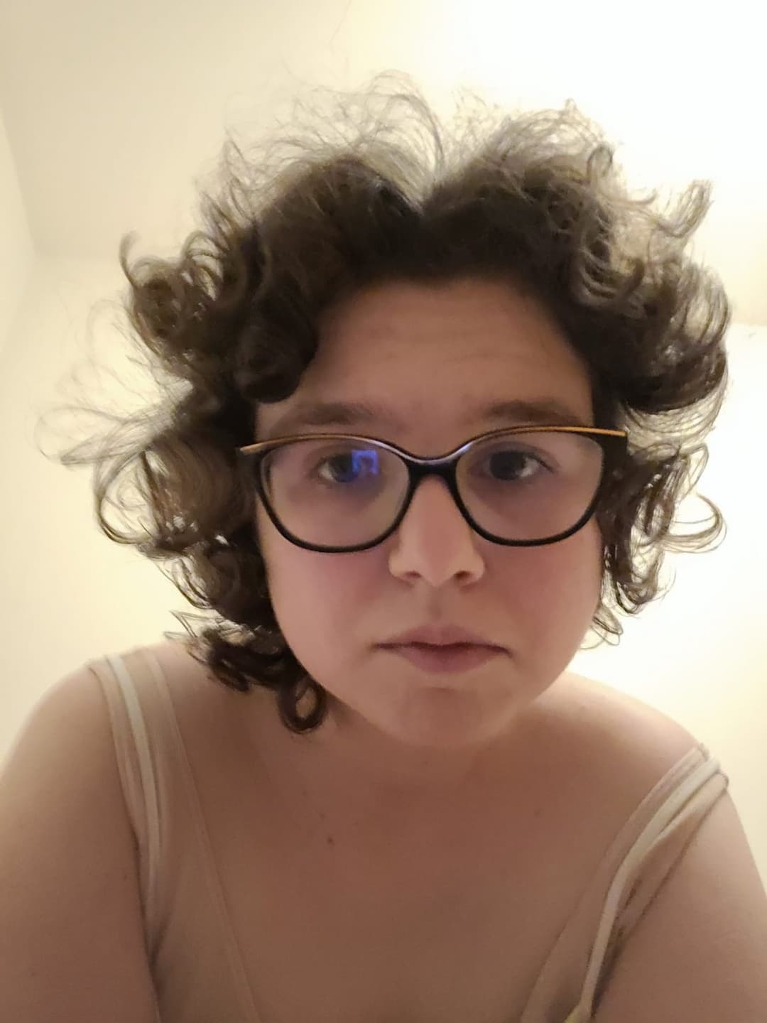 Ugly dumb French girl fucked by her Spanish coworker ex-partner, who took advantage of her buttocks