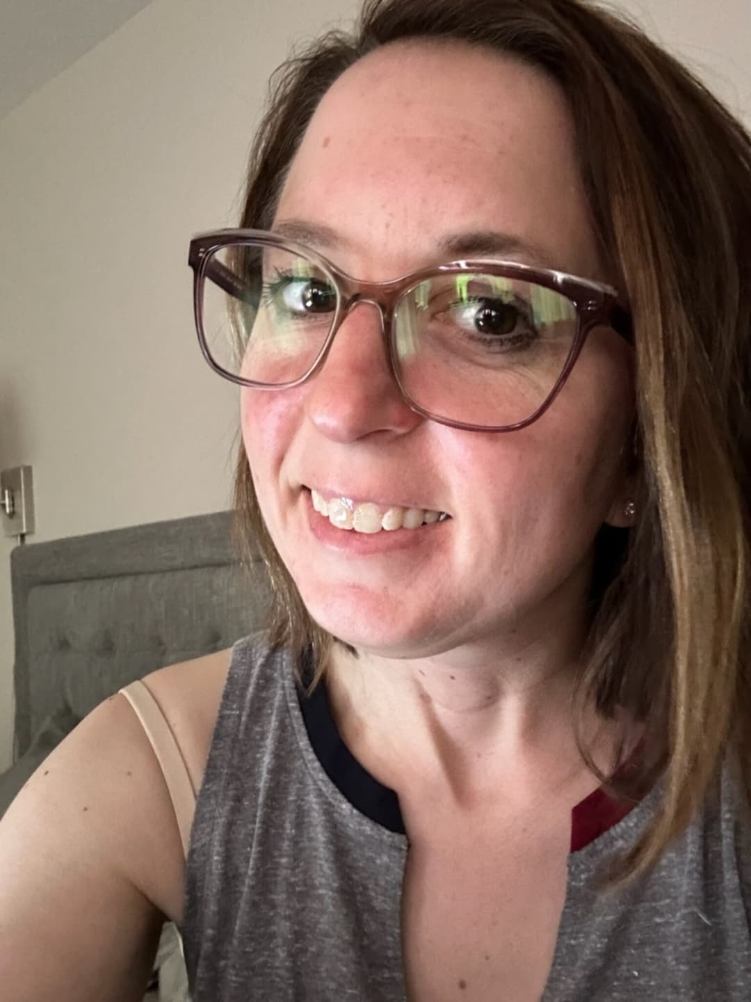 Slut mommy Jennifer, uses her face as her birth control now