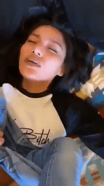 knocking delhi baddie pussy