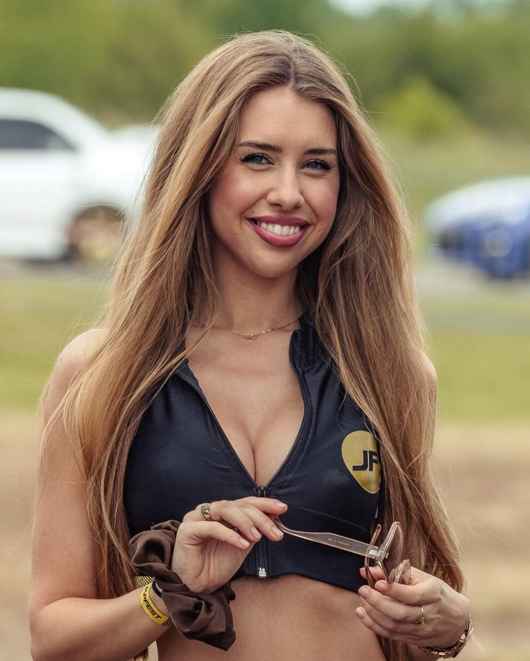 Daniela polish Ring Girl shows charms #hot blonde fertile tight crack #? ?????