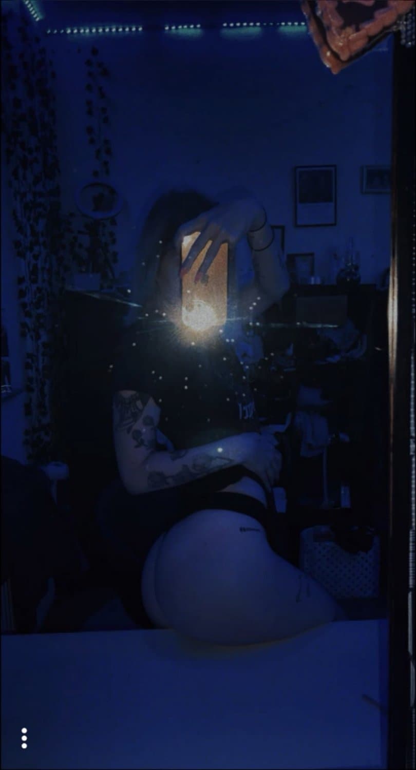 Click to view full size Sexy German irl slut Jennifer pt. 4