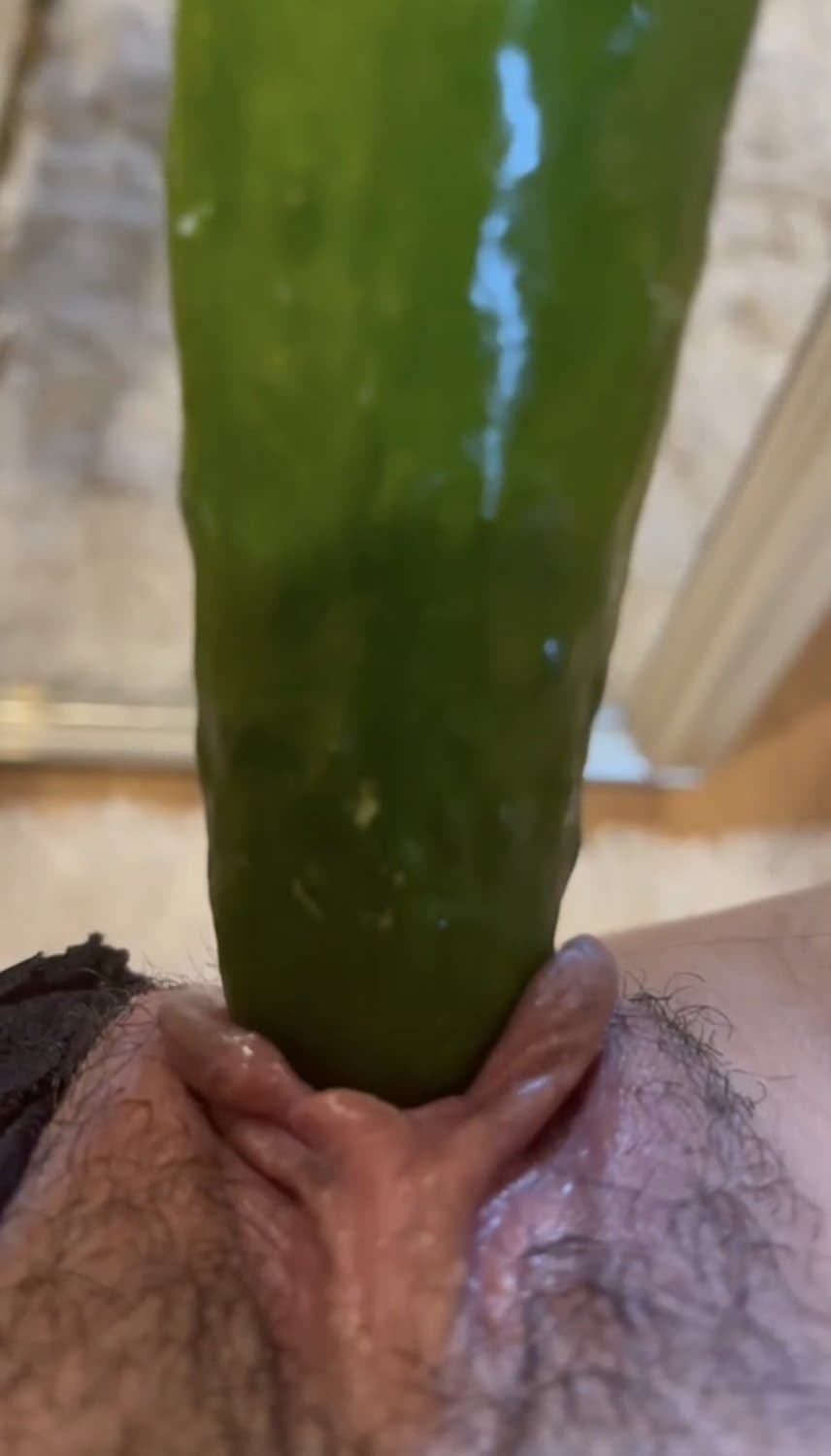 CREAMY?Bushy Fat Pussy?Huge Tits Thai?