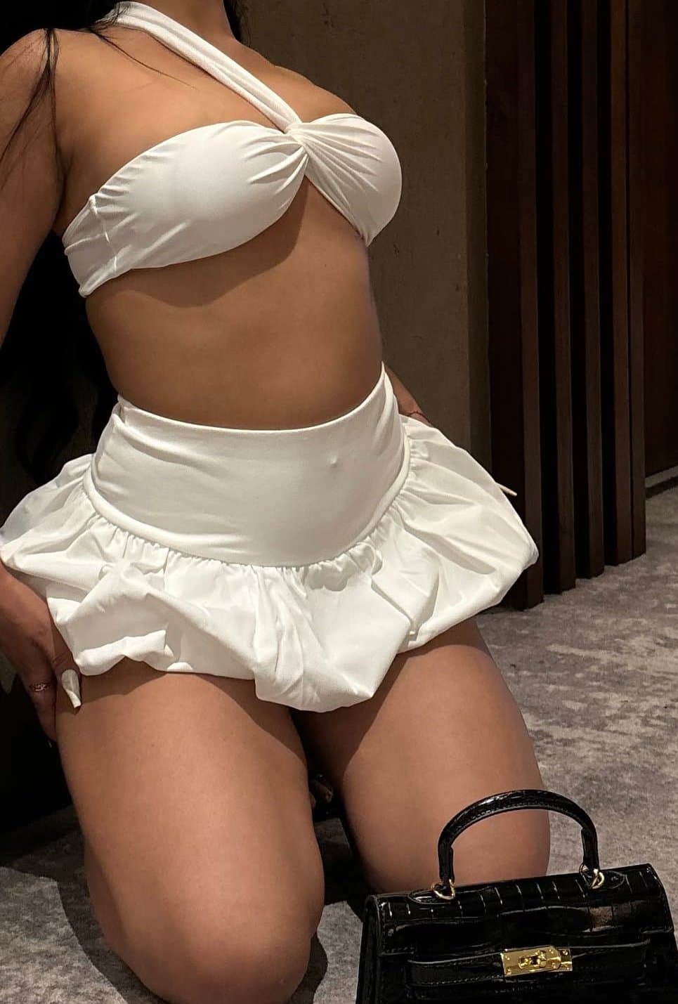 anuska kanda nude modeling