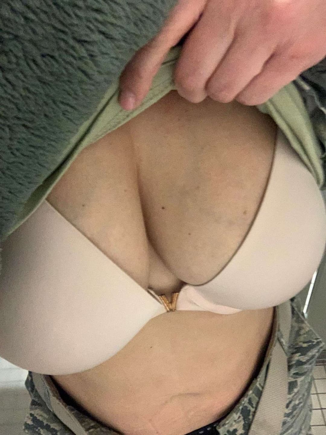 Click to view full size Air Force whore throating cock and getting slapped