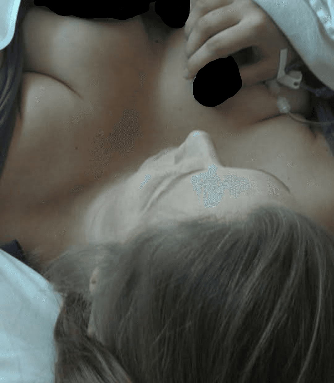 Jennifer Nice legs in jeans Big boobs pretty face