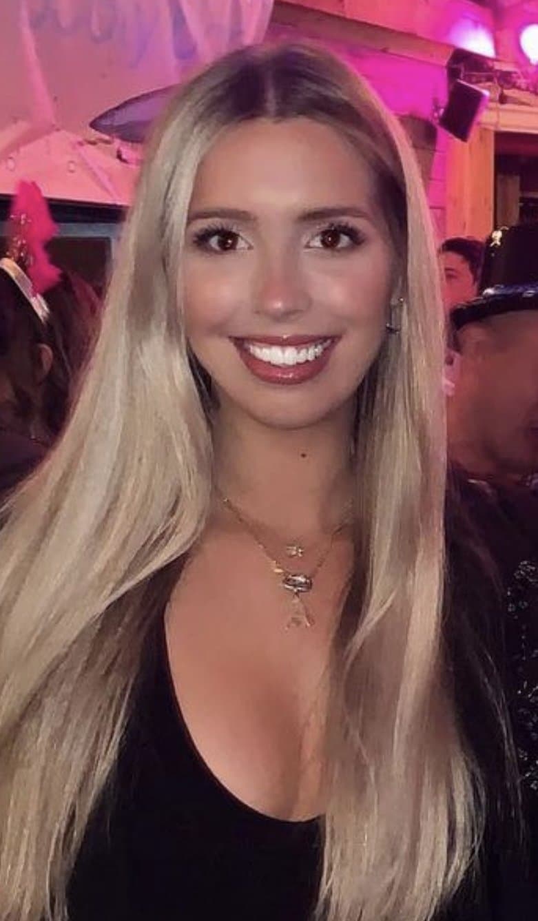 Stunning Georgia Peach teen with amazing body