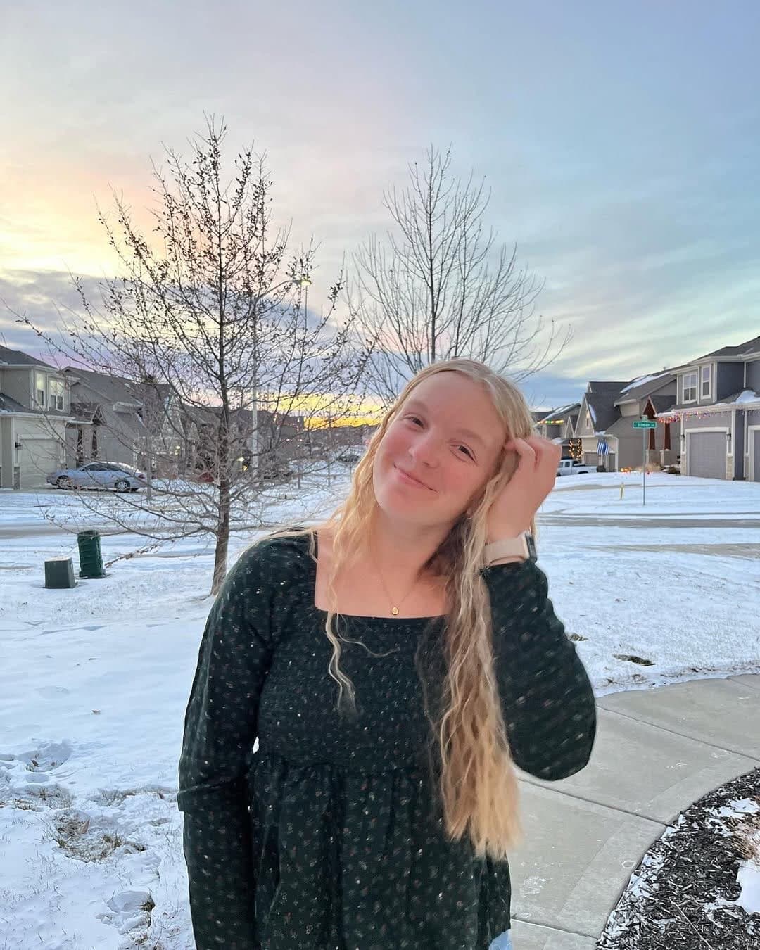 Sexy pale blonde Grace