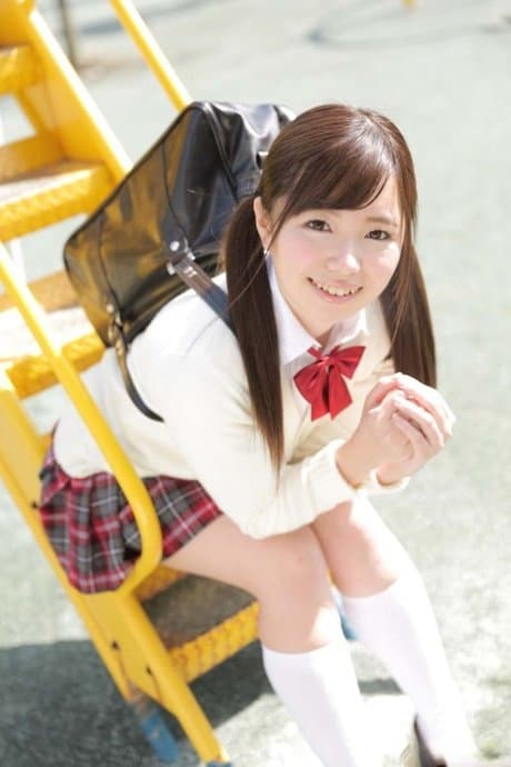 Click to view full size Sexy Half Asian Swimsuit Pics 2