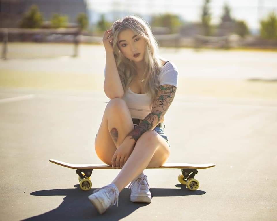 Burlesque dancer 2 early years