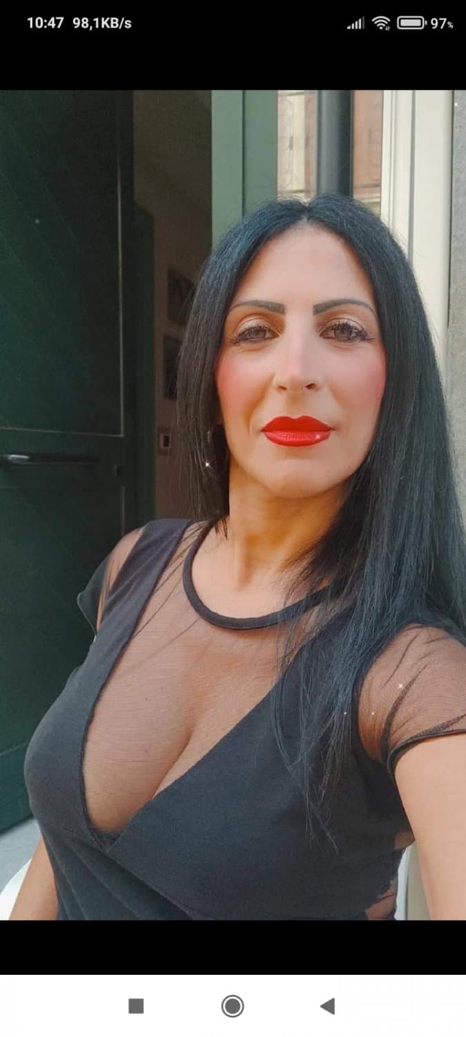 Amica puttana italiana