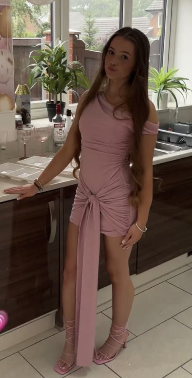 Hot sexy ginger/brunette