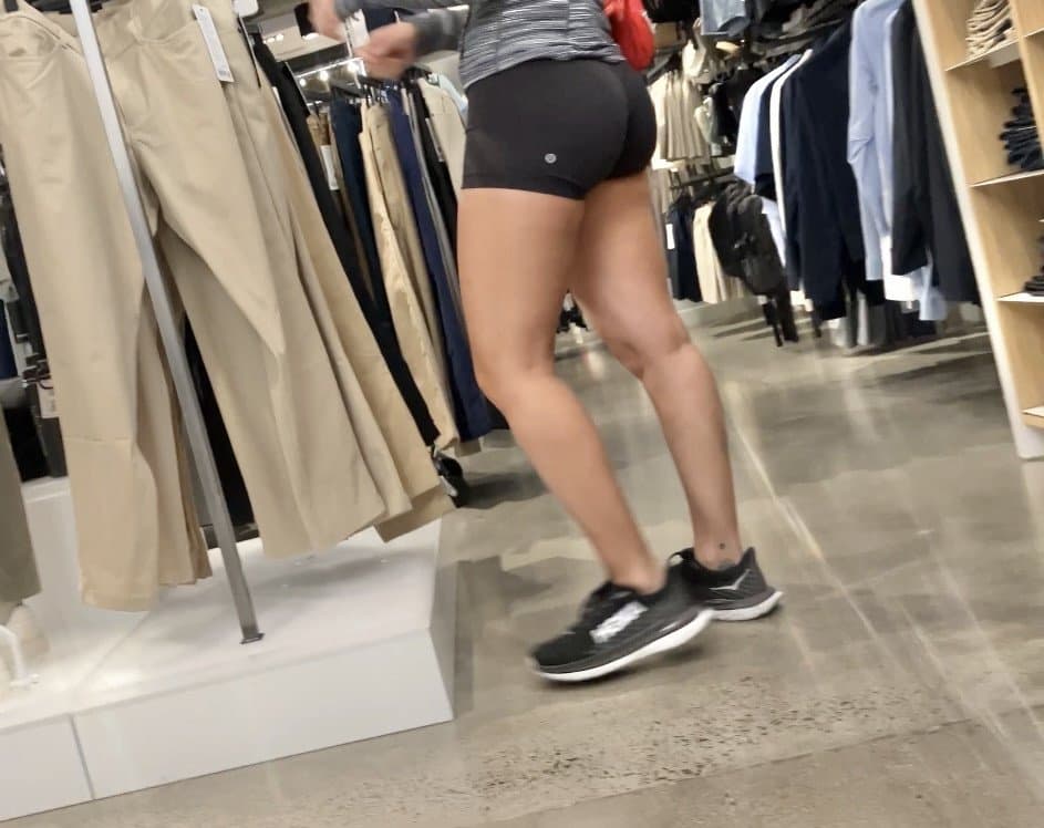 Click to view full size Lulu Bubble Ass