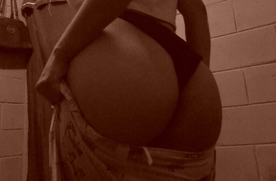 Sexy fat ass little sexy girl