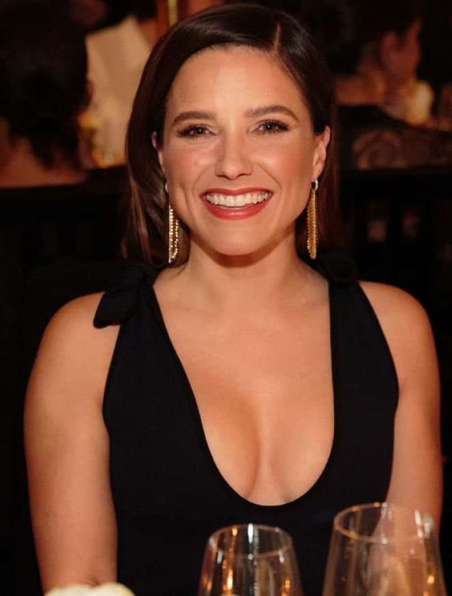 Sophia Bush is so Fucking Sexy what Great Banging Body! she makes for a Great Cum Target ??