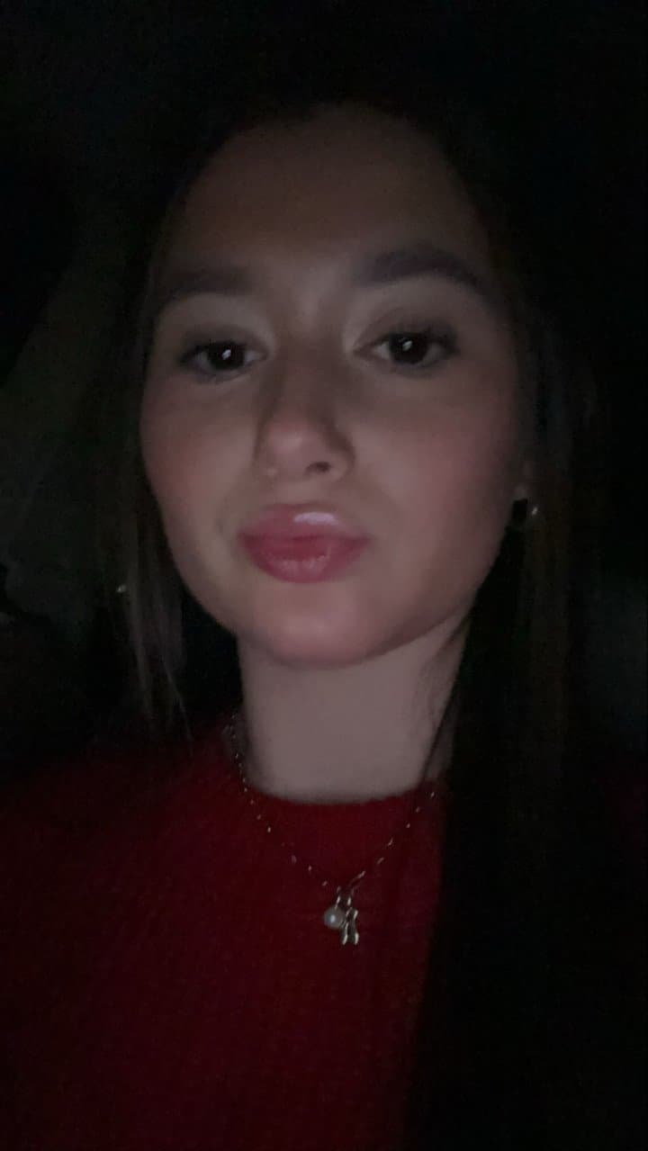 Big titty brunette eating dick and cumshots