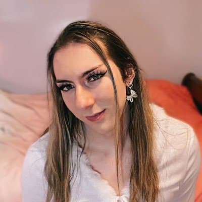 Click to view full size Sexy Sissy Slut - Jessica Winters