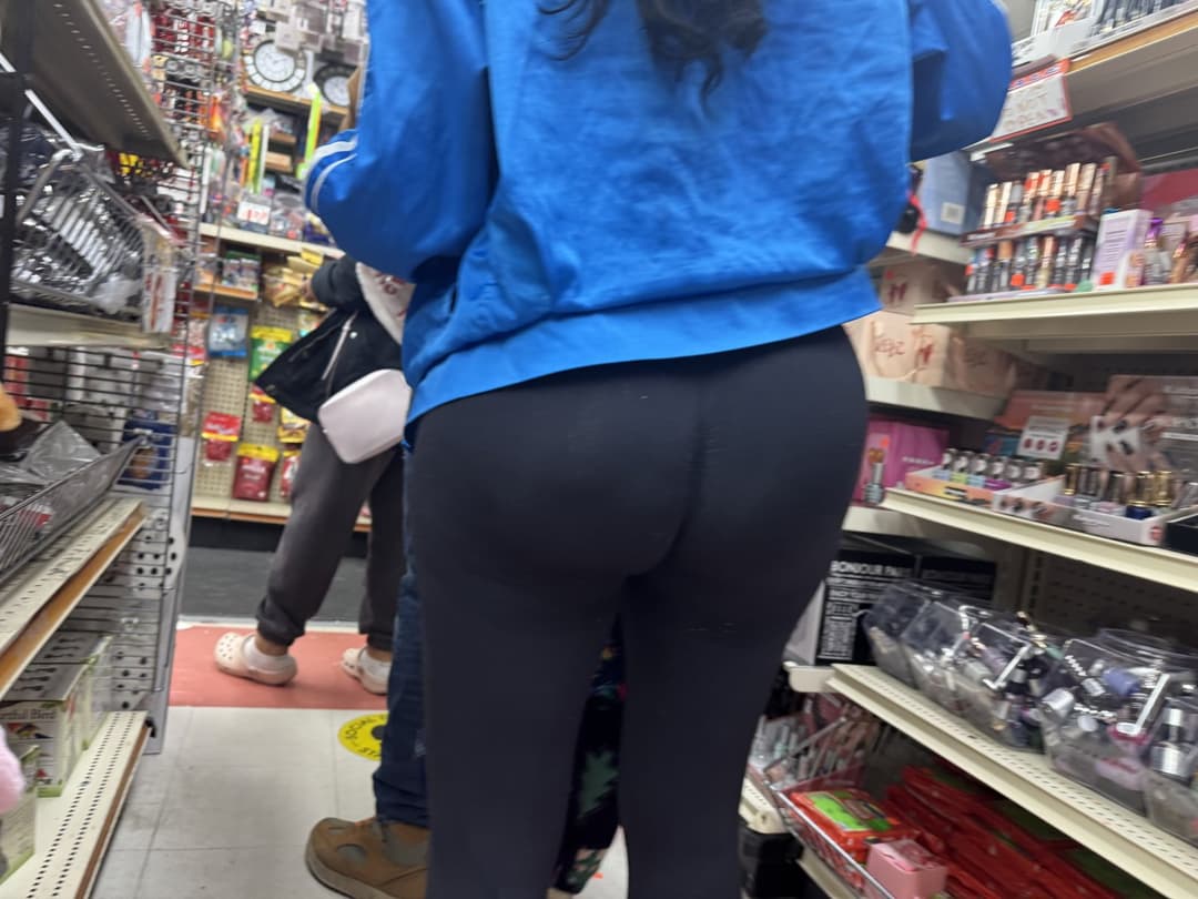 Slim Latina in black tights!