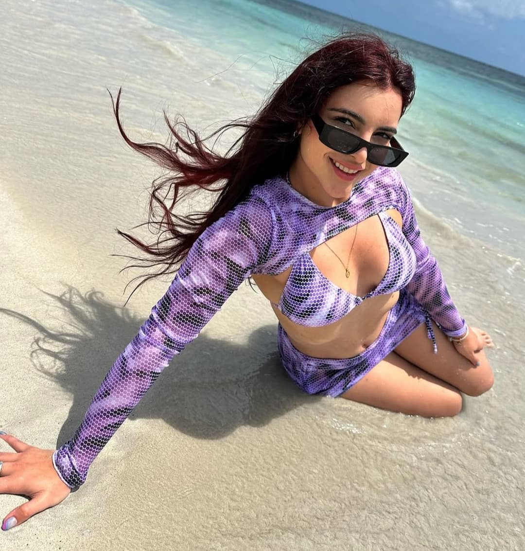 Briella, una Gordita con Lindas Teticas y Rico Culote ??