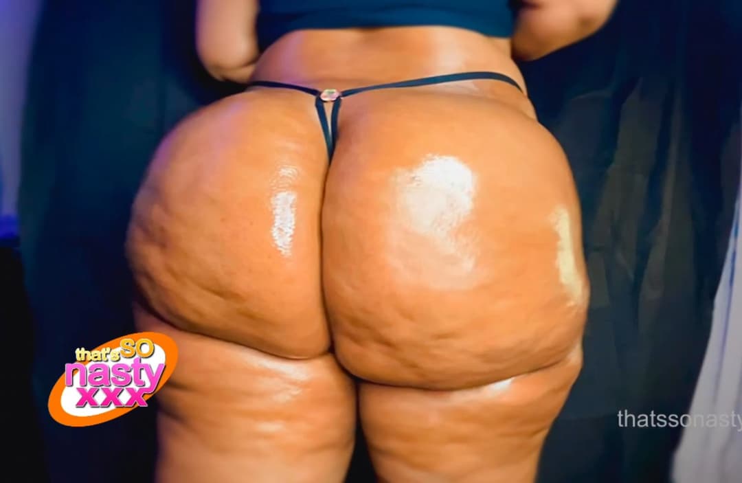 DAYUM: That’s SO Raven X-RATED ASSWORSHIP! ??‍????