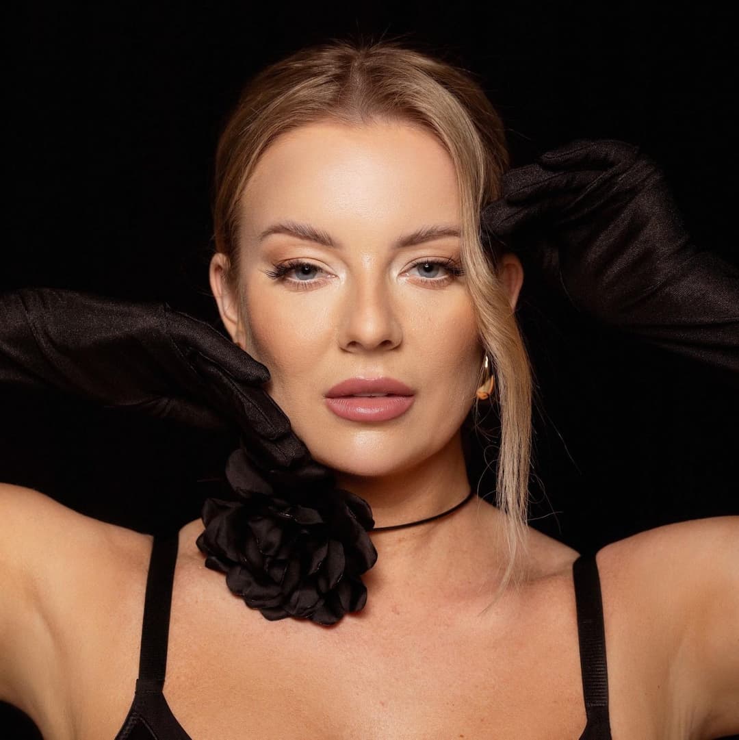 Milena blonde busty PAWG# turkish favorite visited Antalya #marked in Turkey  ?? ??‍♂ ☪ ?‍?#PL