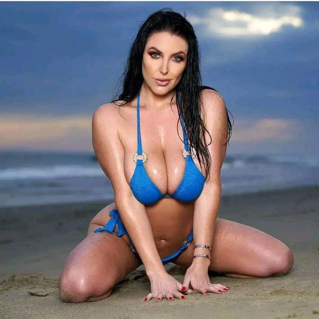 Click to view full size Hottest porn star ever AW