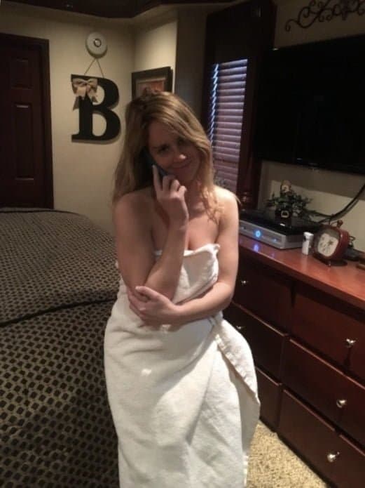 Hot Slutty Girlfriend For Sharing