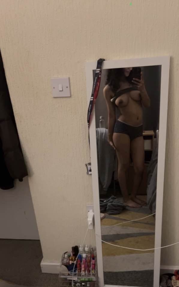 Hottest Curly Hair Desi Baddie Girl Living in US Teasing & Giving Blowjob