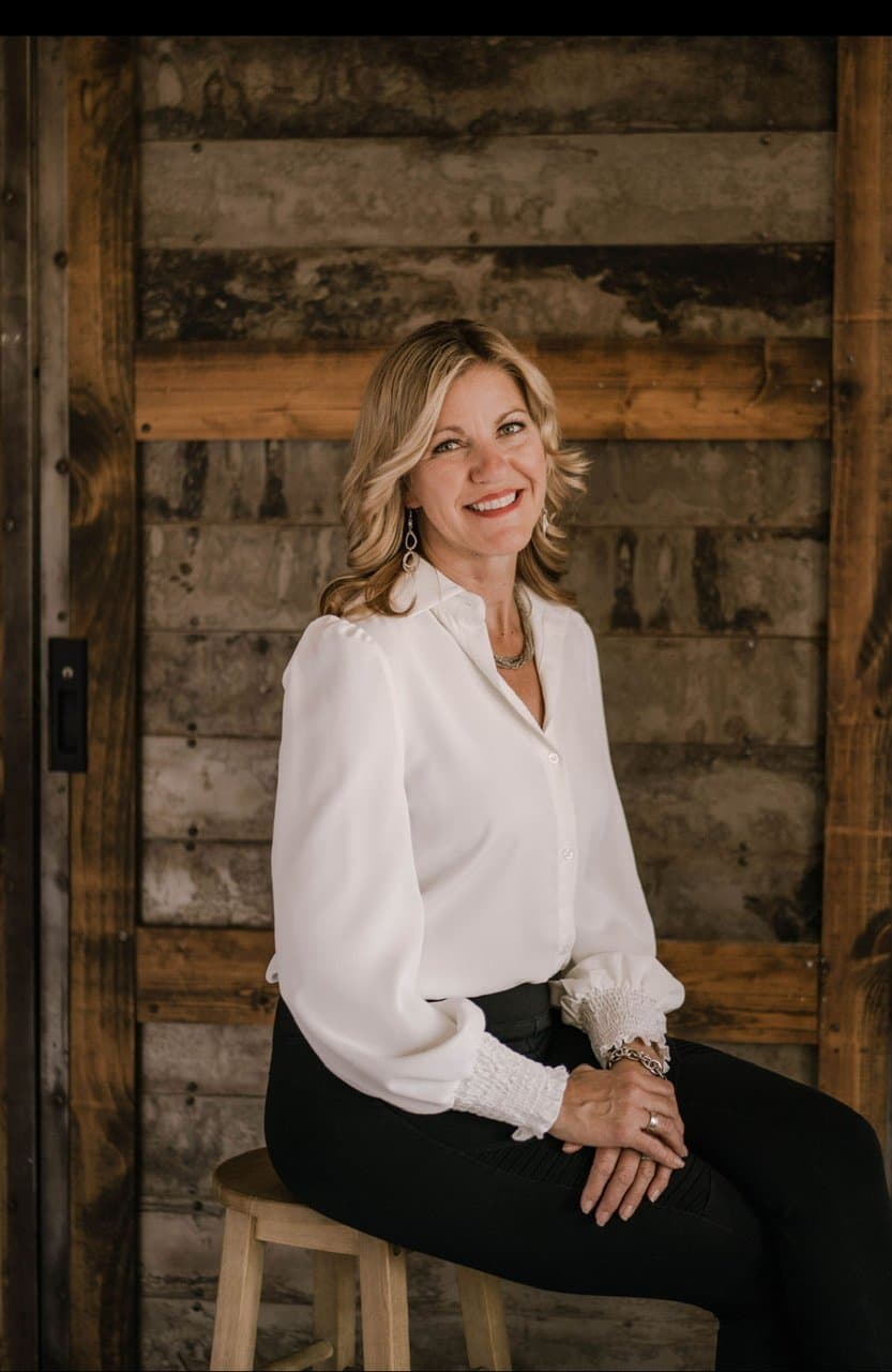 Niki the Business Bitch