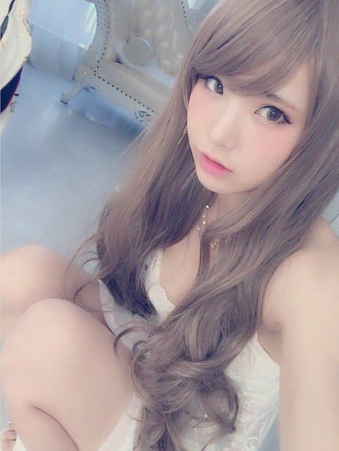 ENAKO RIN: these Japanese Cosplayer worth the waste of your offspring/ baby oil housed in your balls