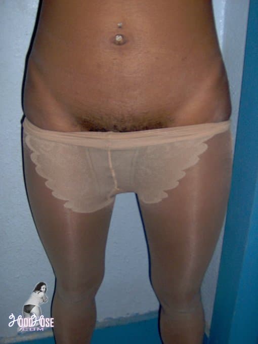 HoodHose model - Dee Dee