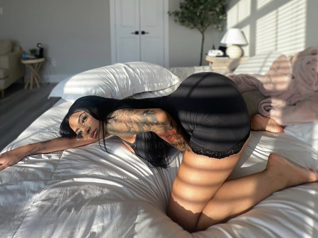 Big tits latins slut Steph vs BBC