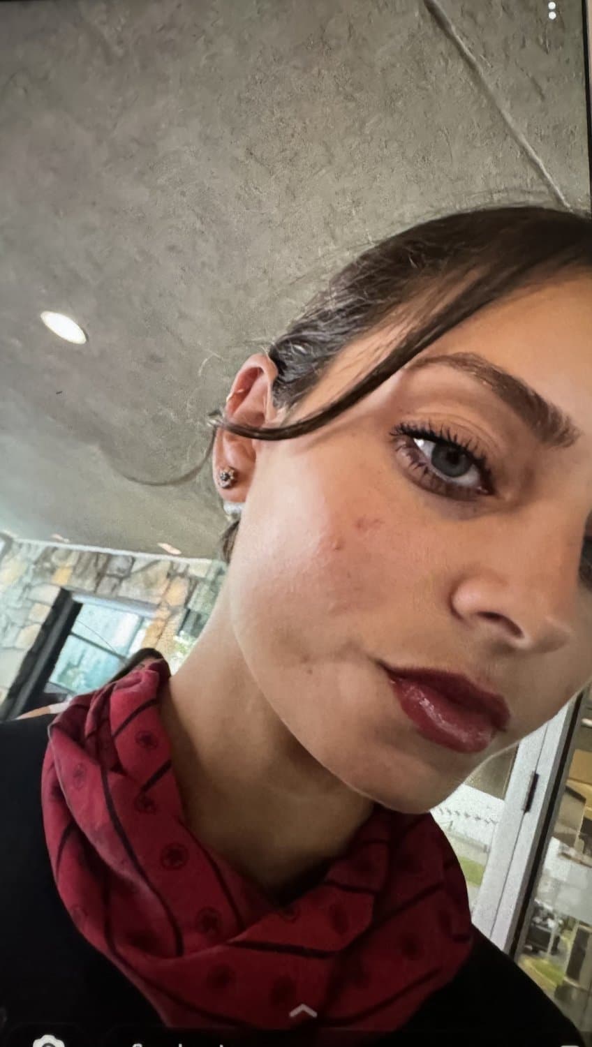 Click to view full size Newly Single Sexy Air Canada Flight Attendant