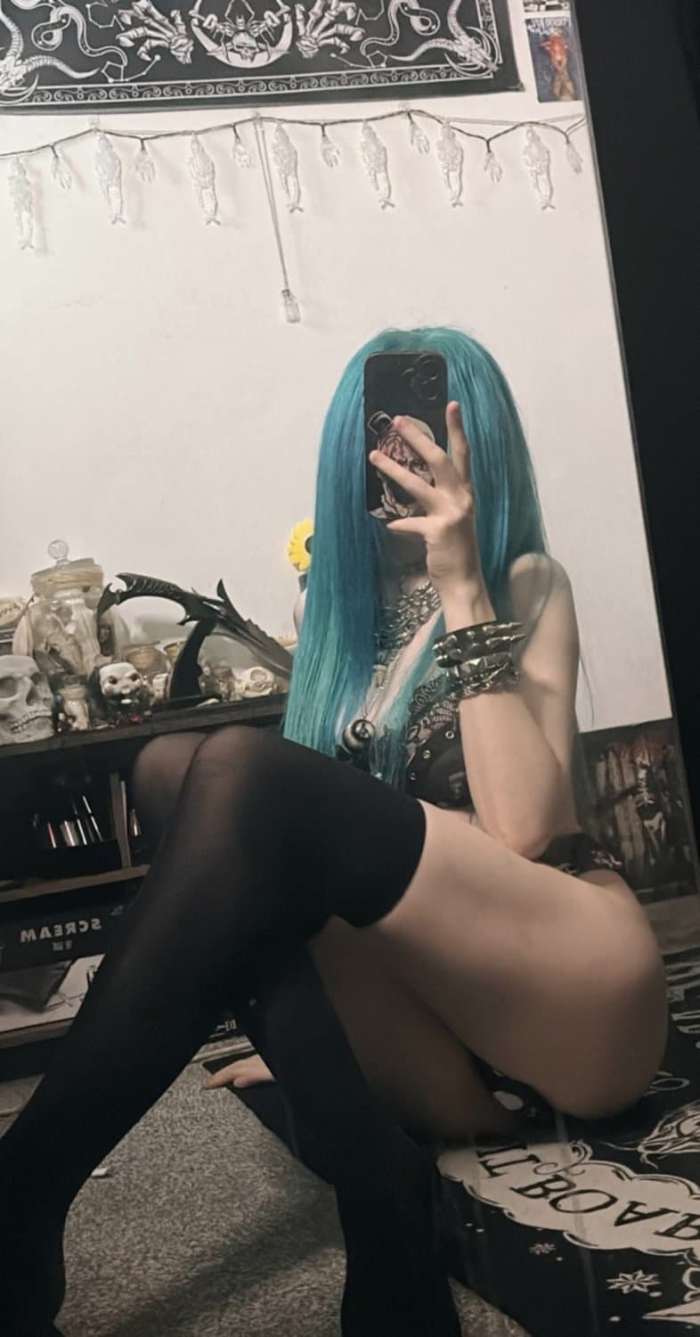 Lick my feet clean while you sniff my ass slave