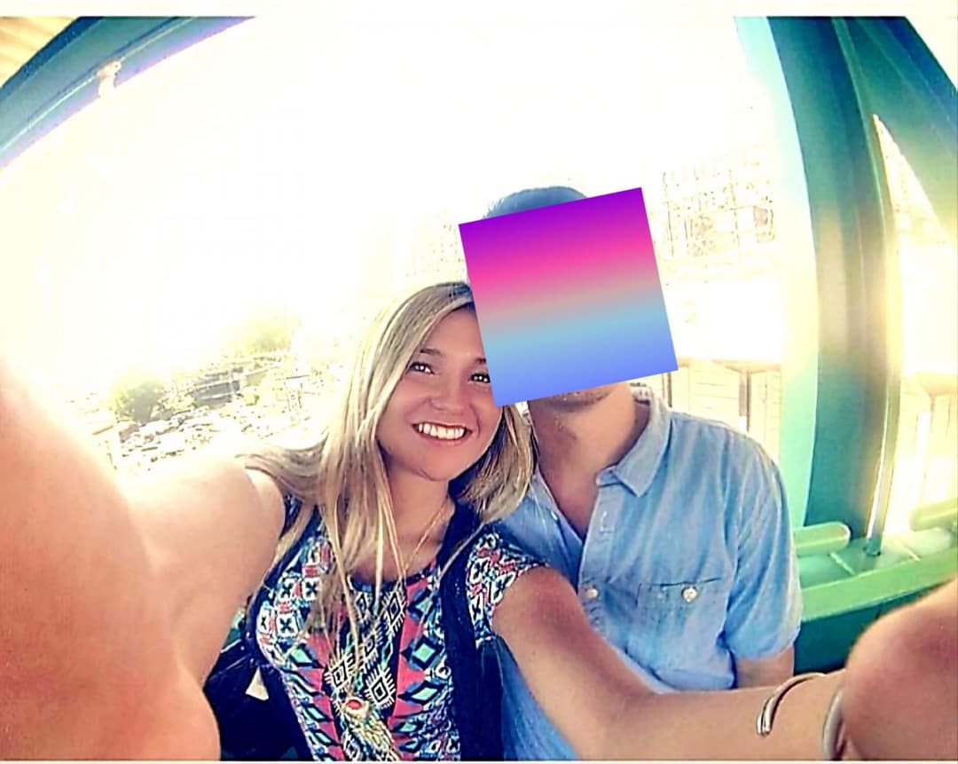 public webslut flashing tits in busy city