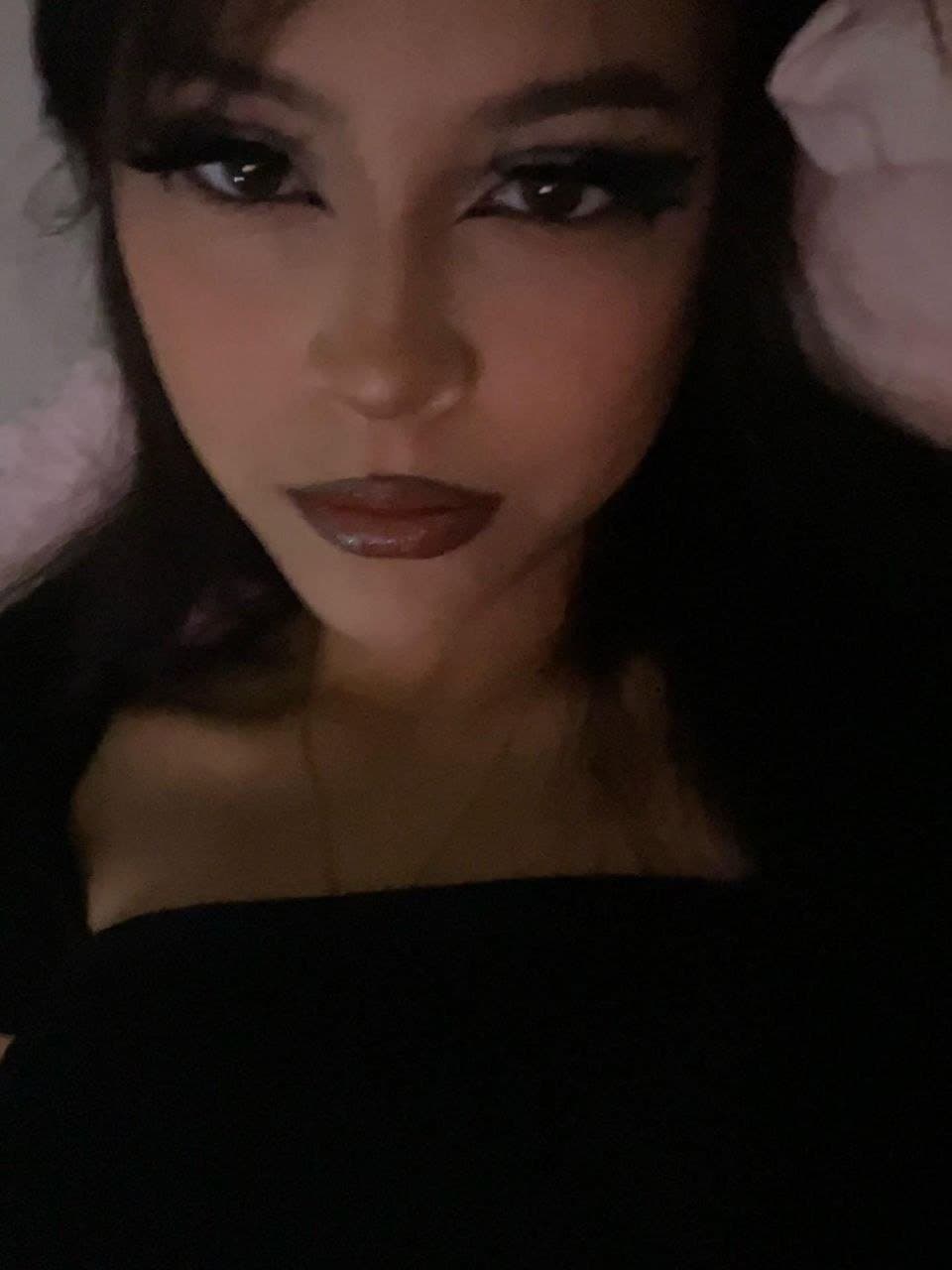 Barely legal goth slut : Alyssa Ross