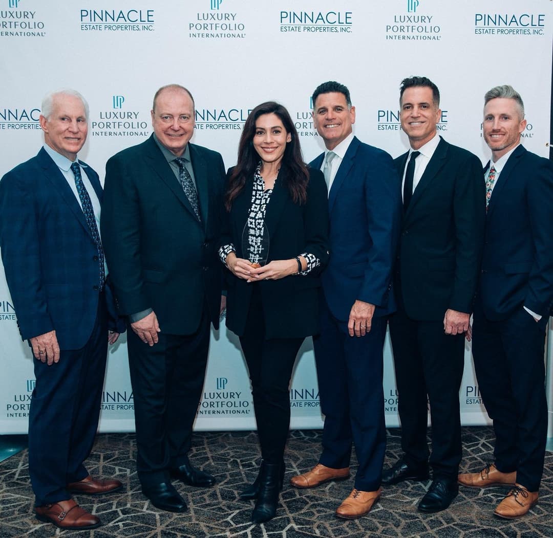 Pornstar turns realtor