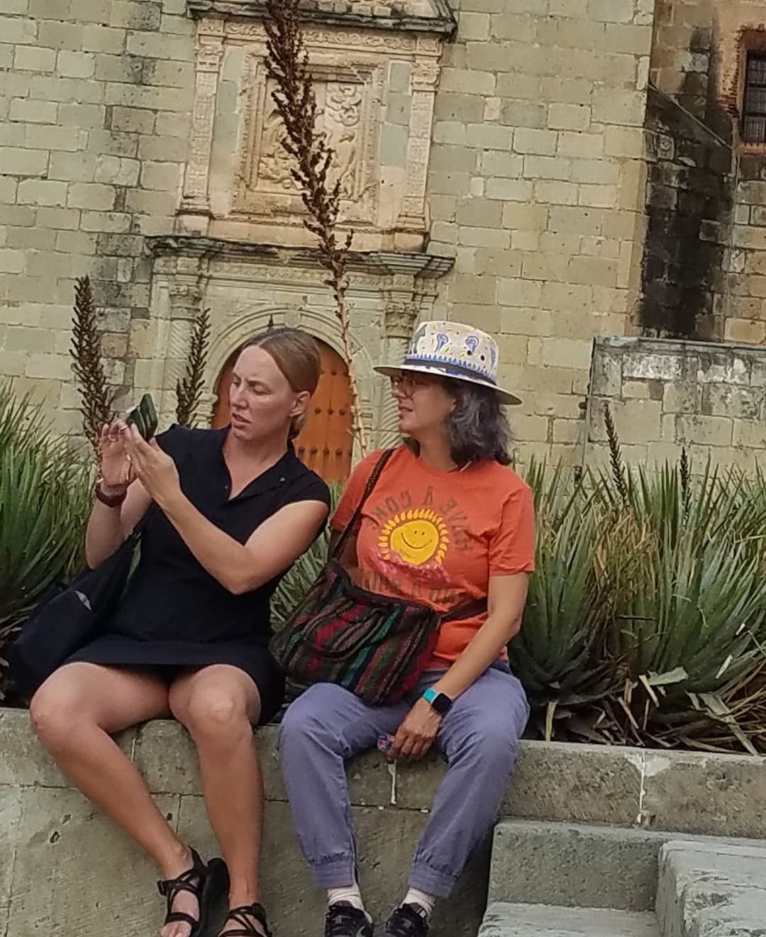 blondie in drees  (legs)