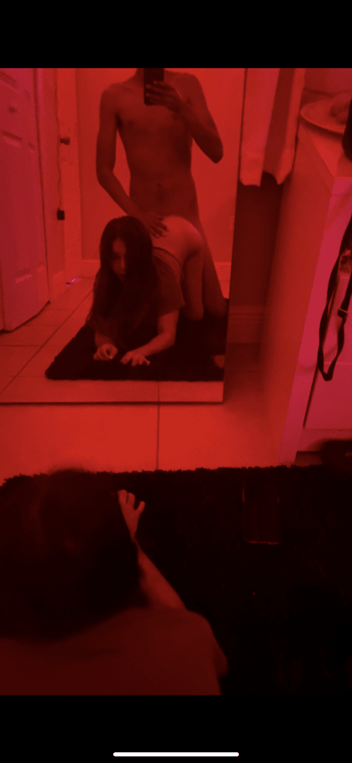 Click to view full size Fucking my girlfriend sister while she showers